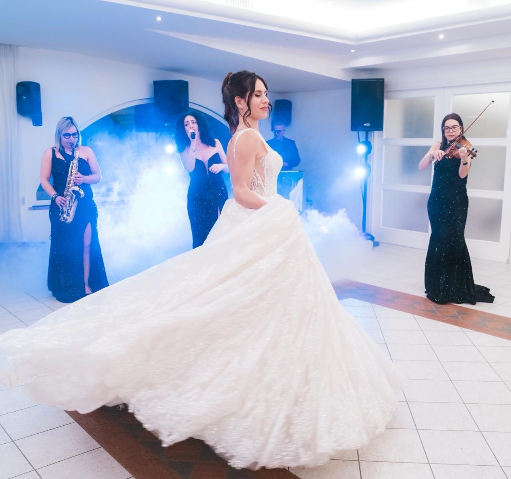 Sposa in pista con live band